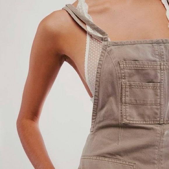 Free People Tough Love Shortall - Picture 3 of 4